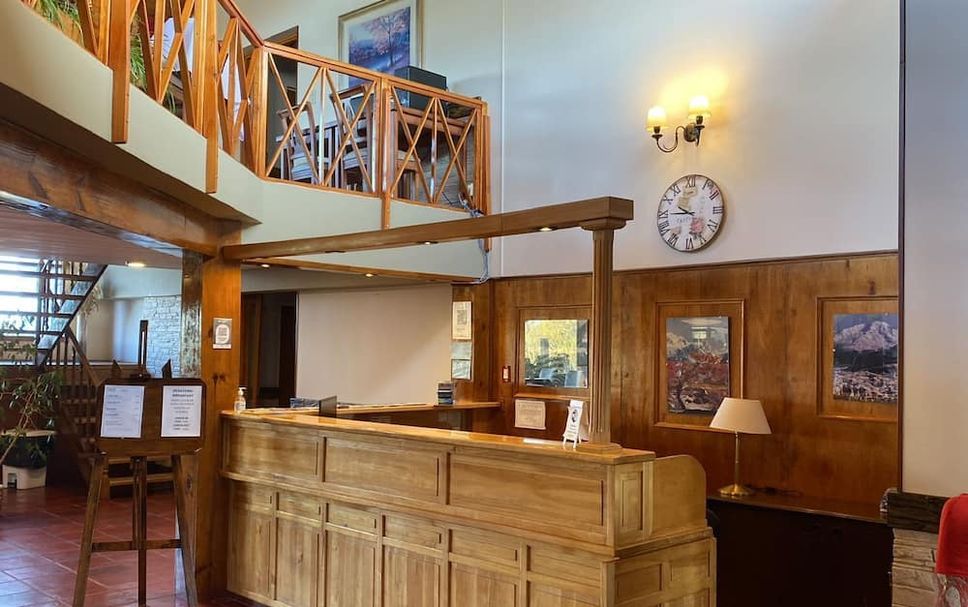 Front desk Photo