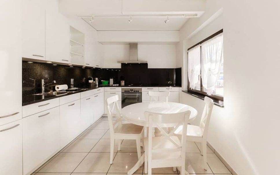 Kitchen Photo