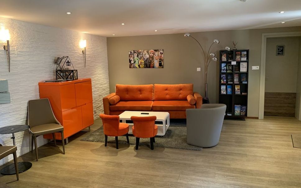 Lounge Photo