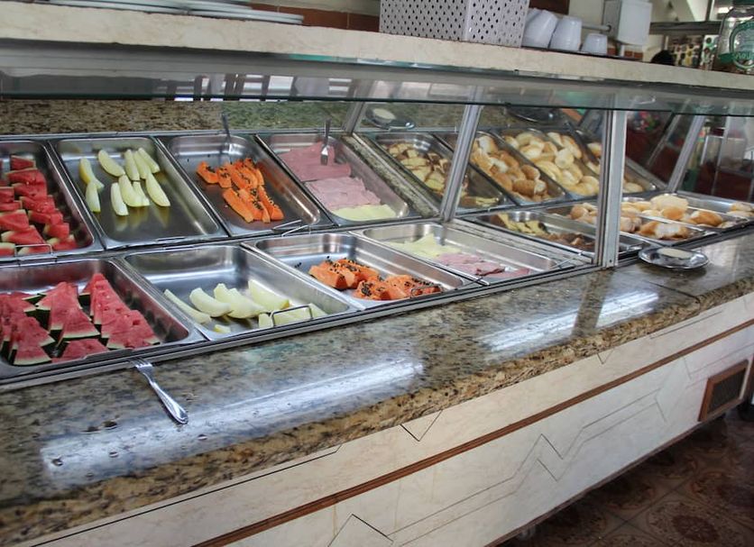 Buffet Photo