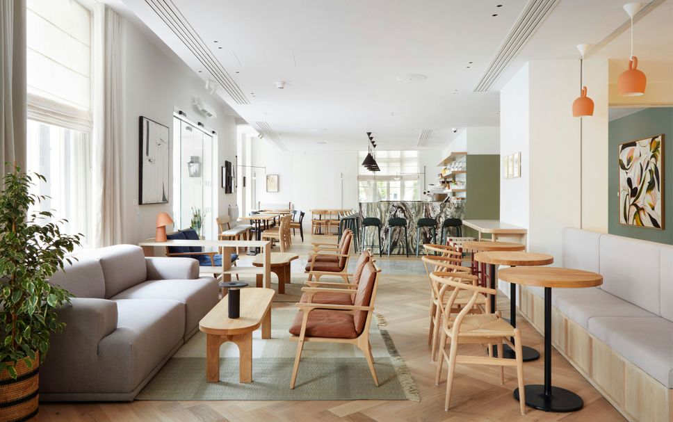 Restaurant Photo