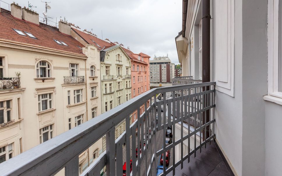 Balcony Photo