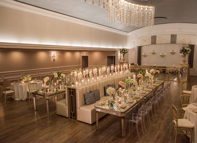 Banquet hall Photo