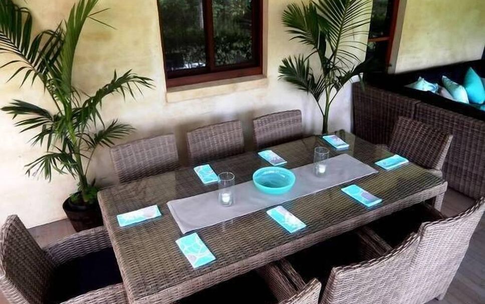 Dining room Photo