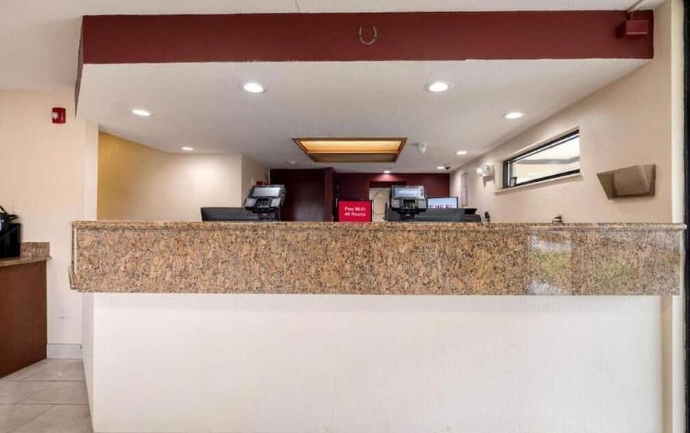Front desk Photo