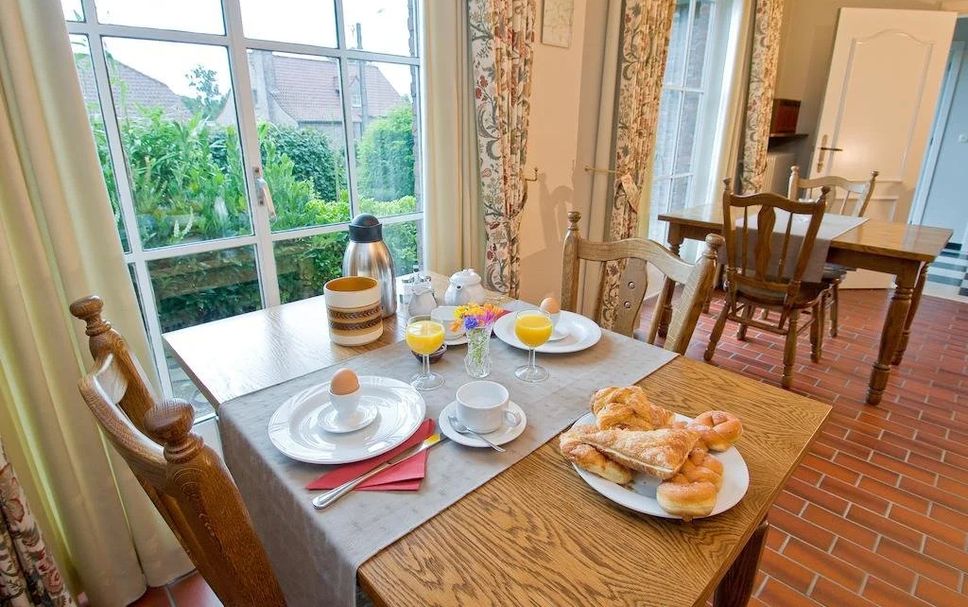 Dining room Photo