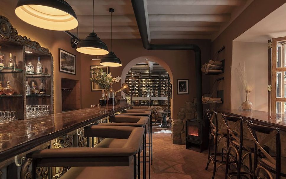 Bar Photo