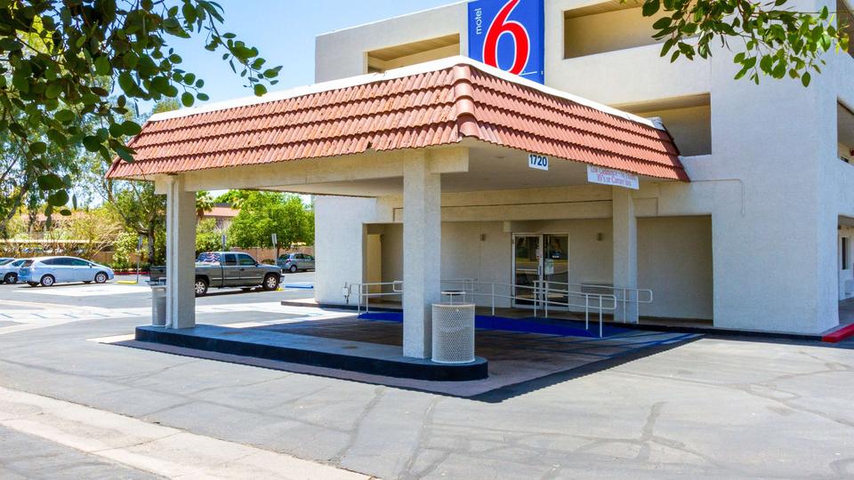 Motel 6 Phoenix Tempe Priest, DR in Tempe, United States Motel 6 Phoenix Tempe Priest, DR in Tempe, United States