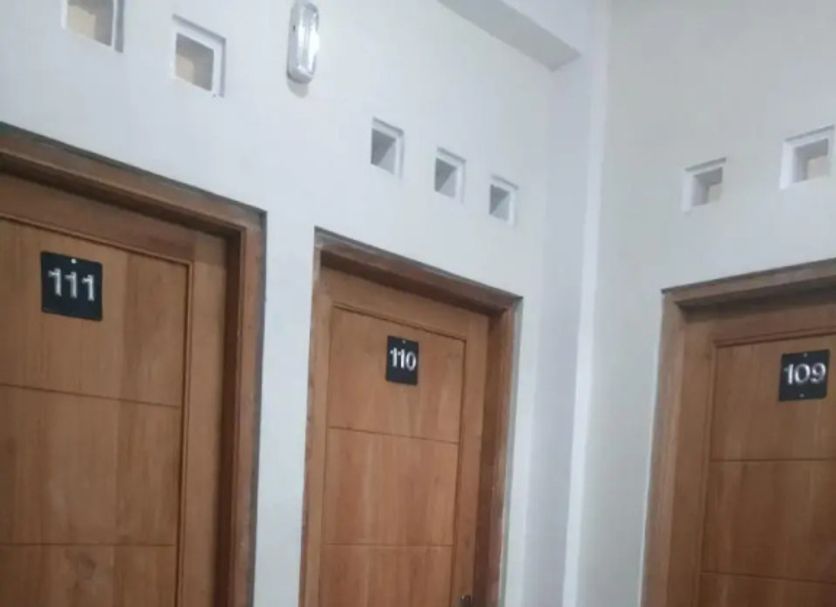 Hallway Photo