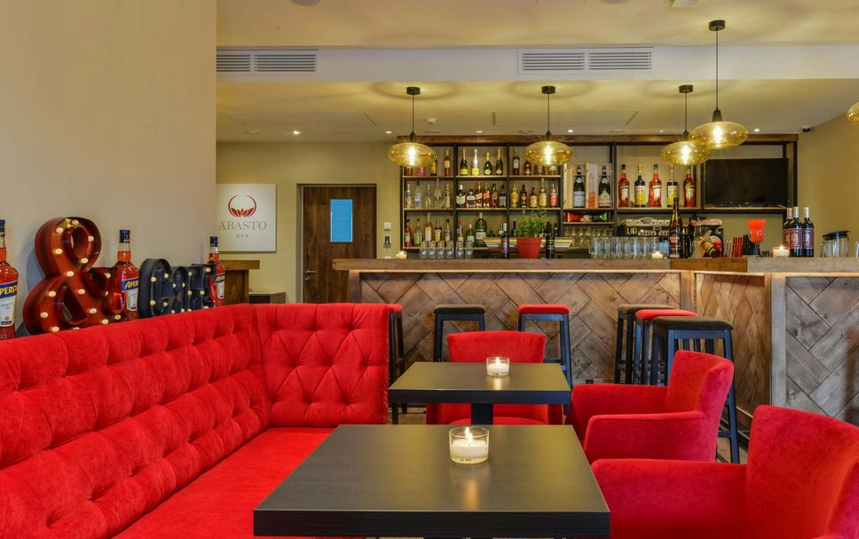 Bar Photo