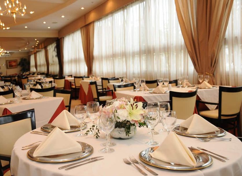 Banquet hall Photo