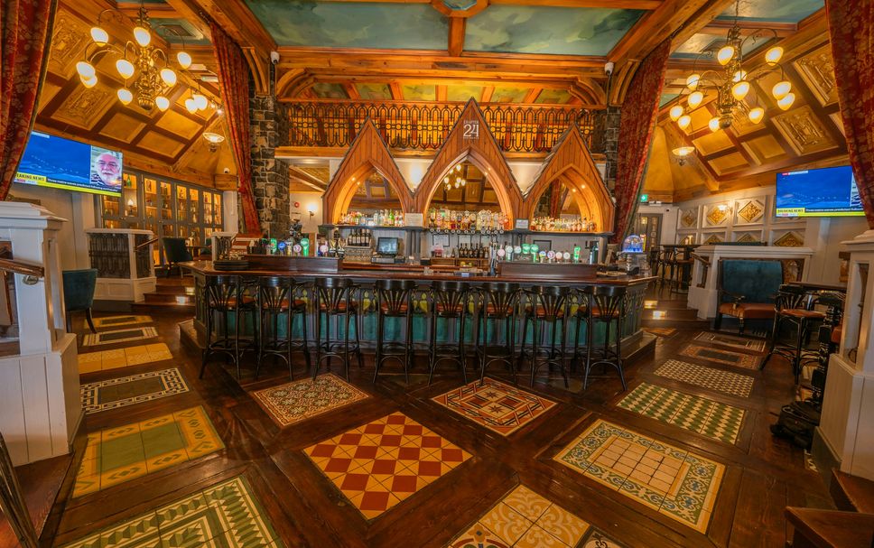 Bar Photo