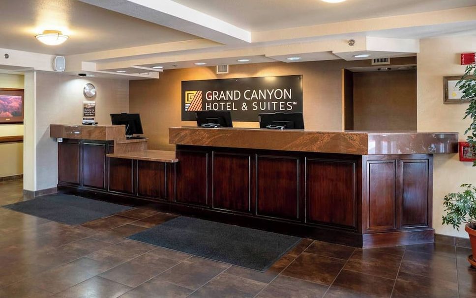 Front desk Photo
