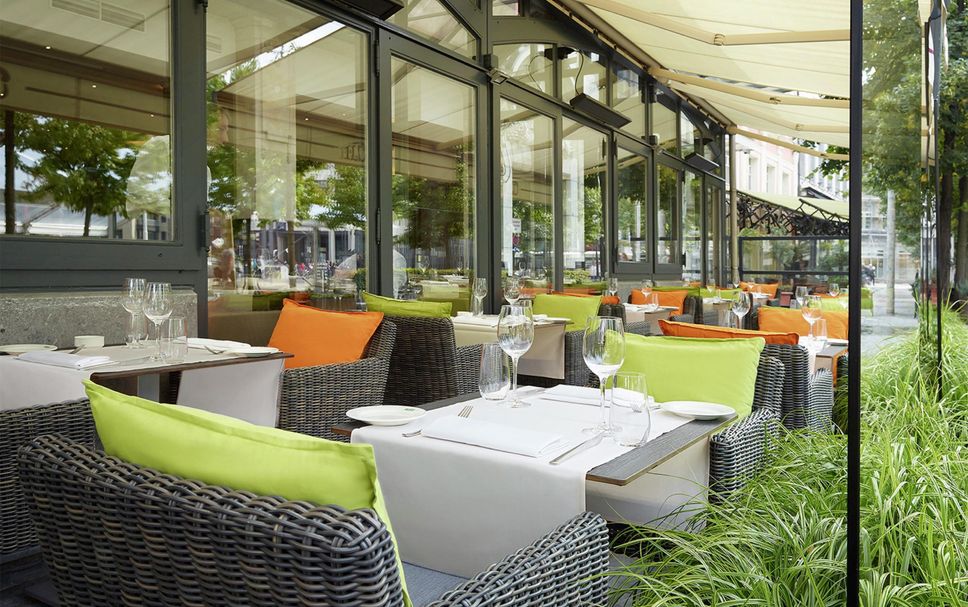 Restaurant Photo