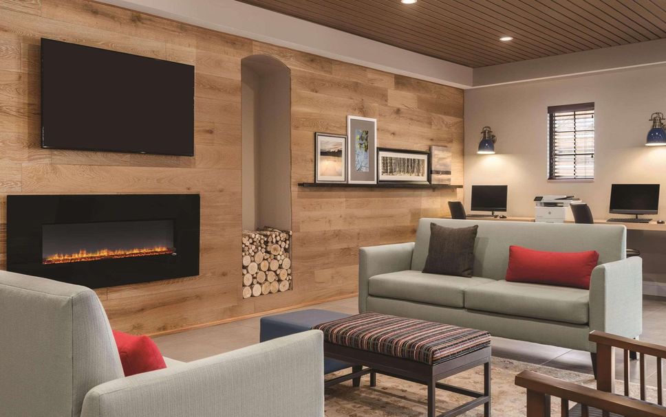Lounge Photo