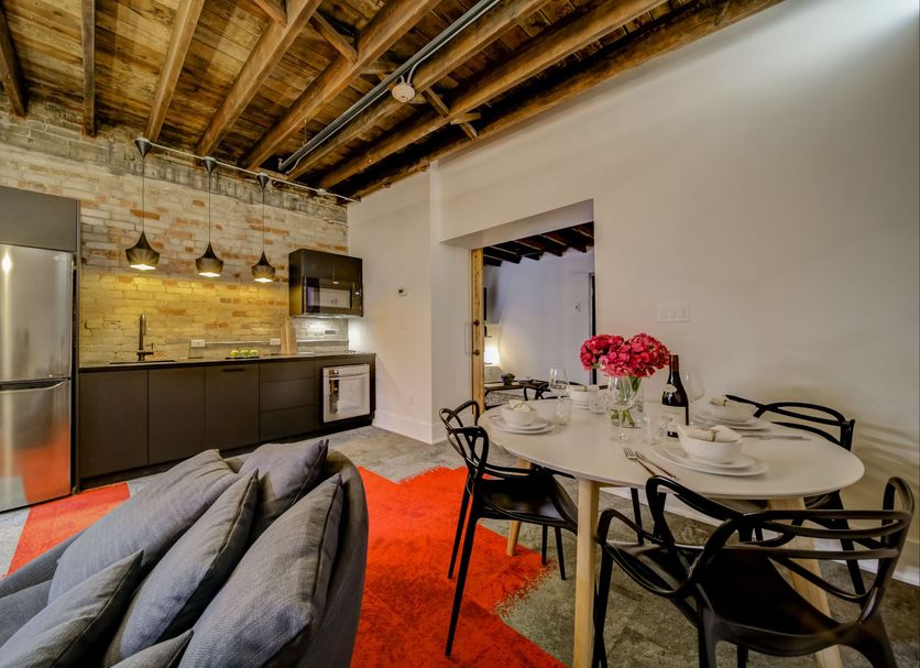 Dining room Photo
