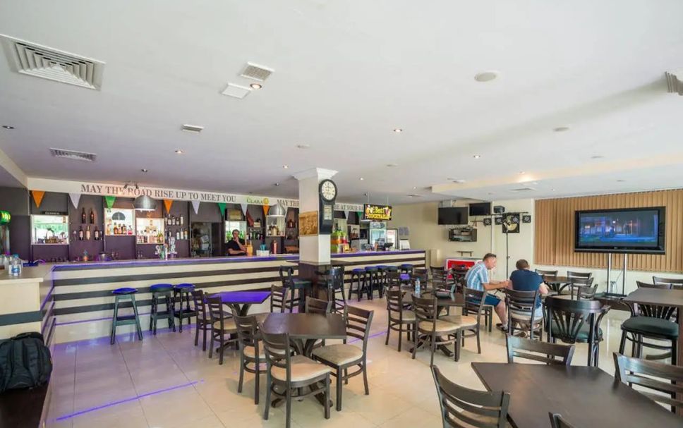 Bar Photo