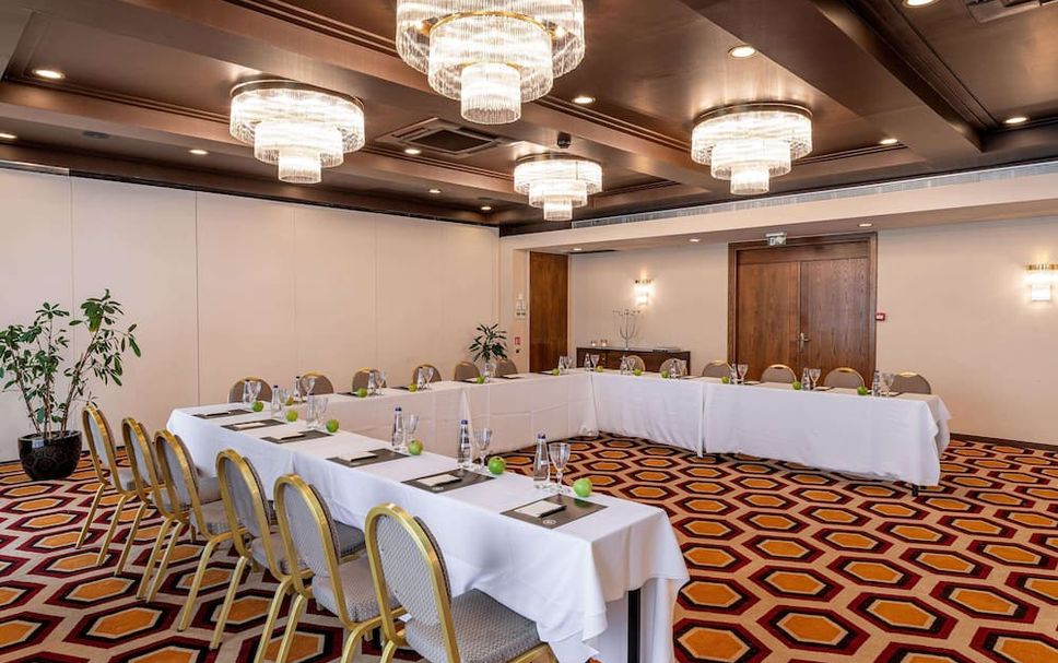 Conference room Photo