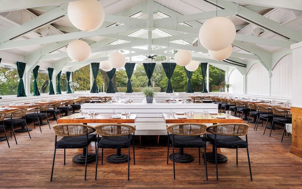 Restaurant Photo