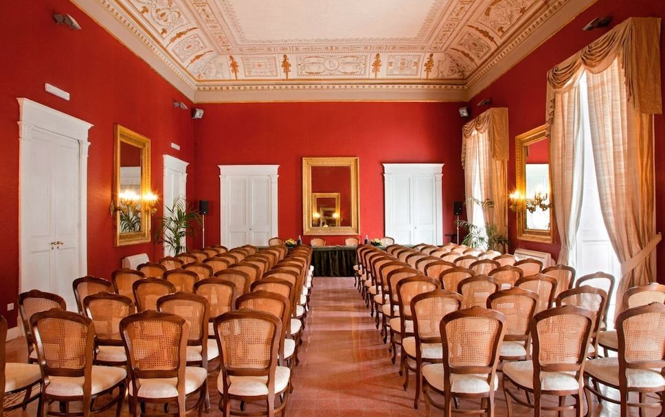 Conference room Photo