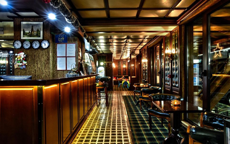 Bar Photo