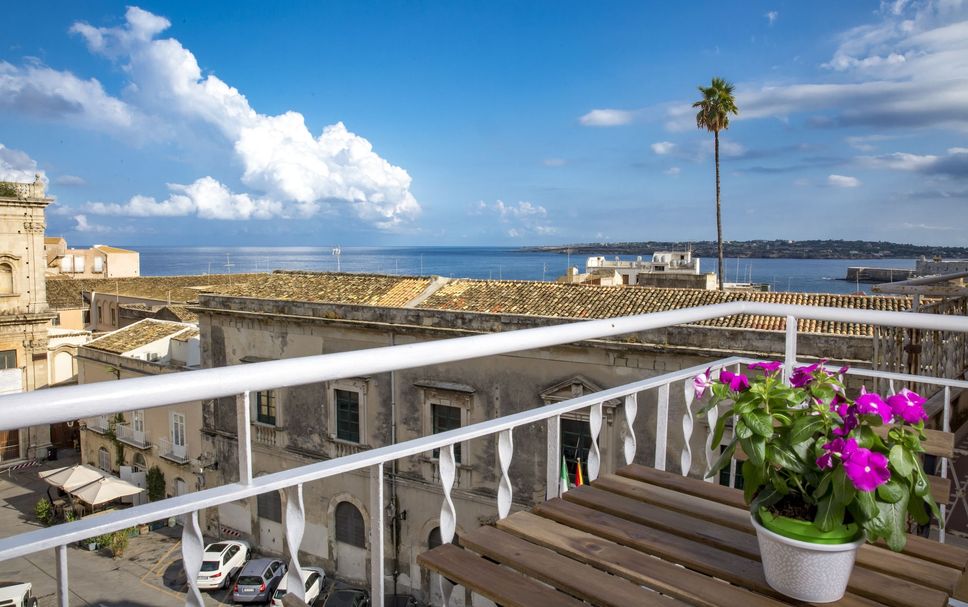 Balcony Photo