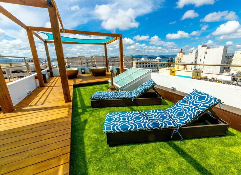Balcony Photo