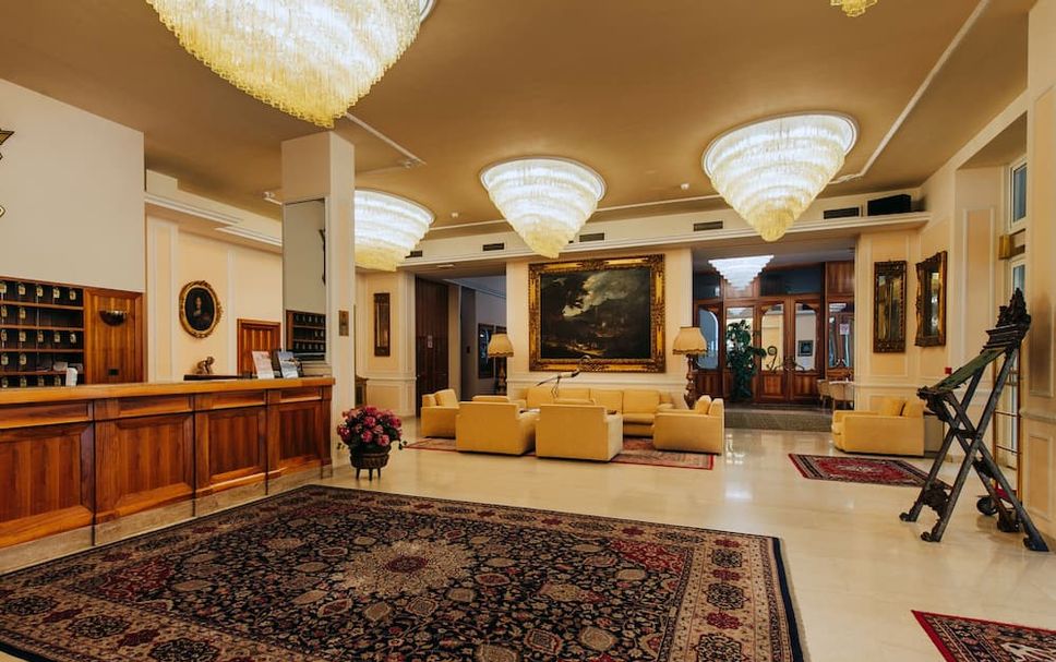 Lobby Photo