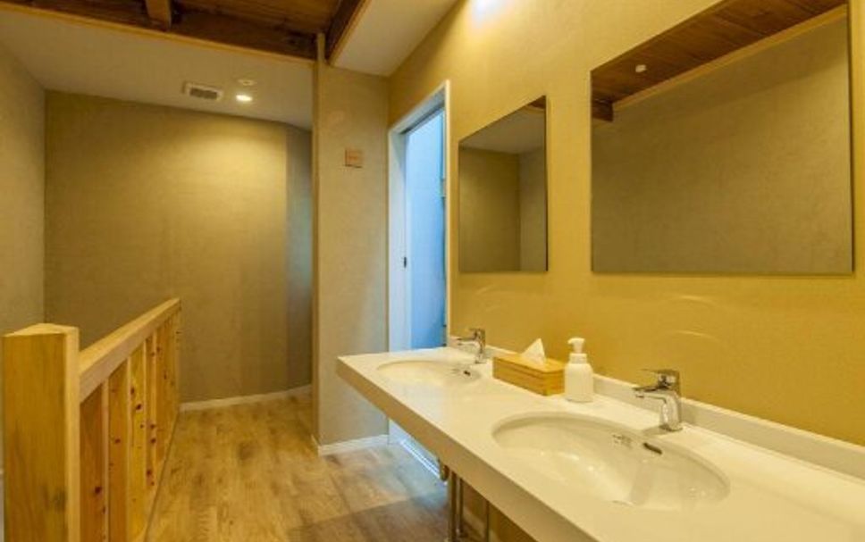 Bathroom Photo