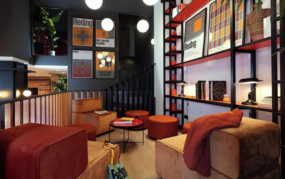 Lounge Photo
