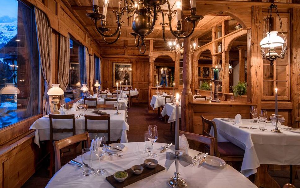 Restaurant Photo
