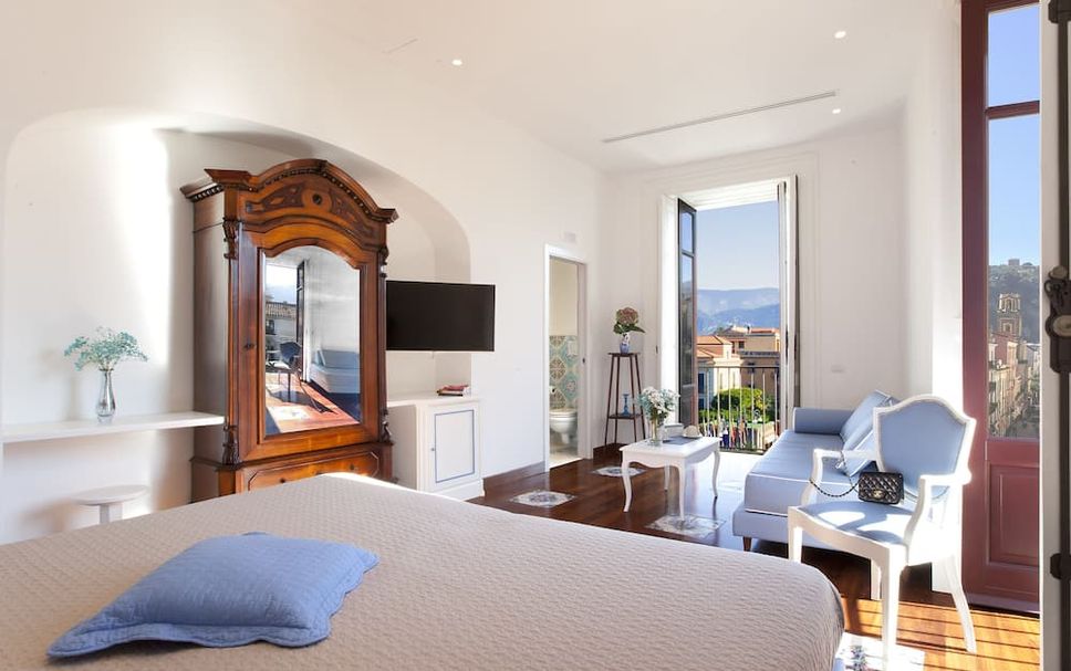 Bedroom Photo