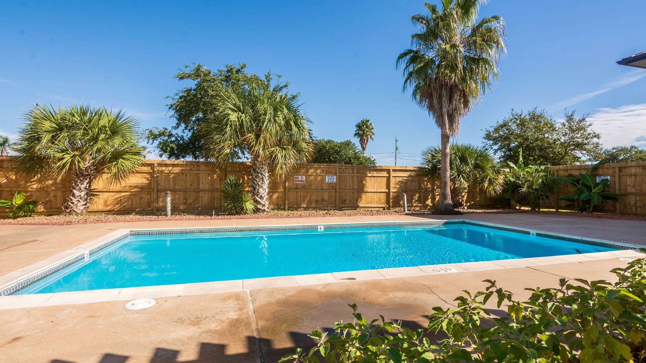 Motel 6 Freeport. Tx in Freeport, the United States from 51 Deals