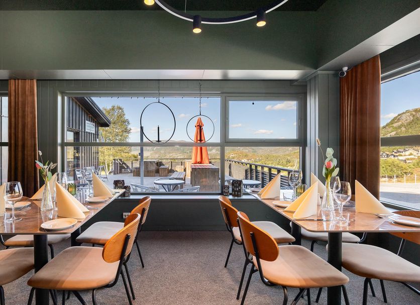 Restaurant Photo