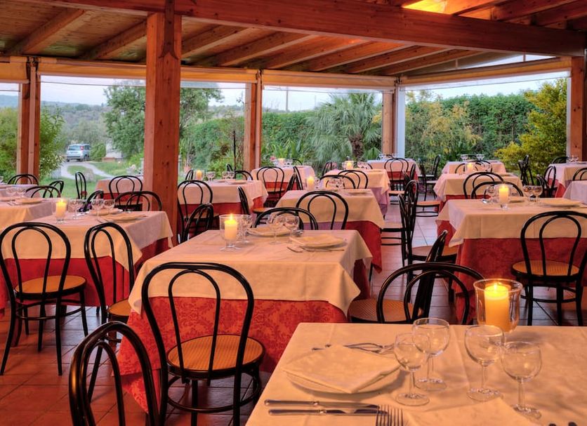 Restaurant Photo