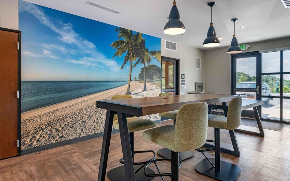 Dining room Photo