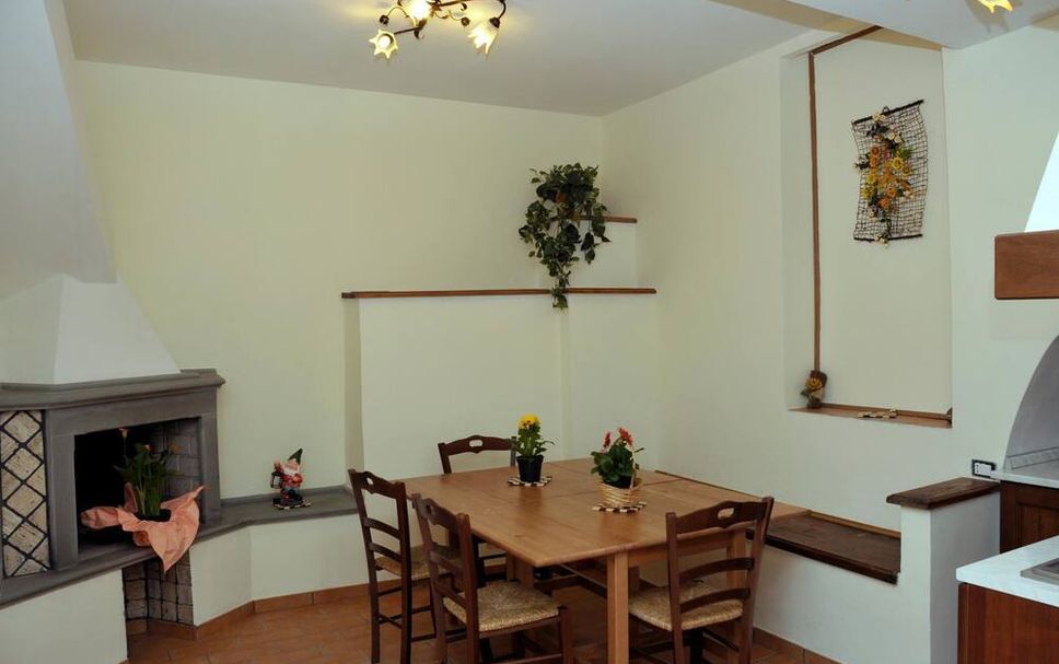 Dining room Photo