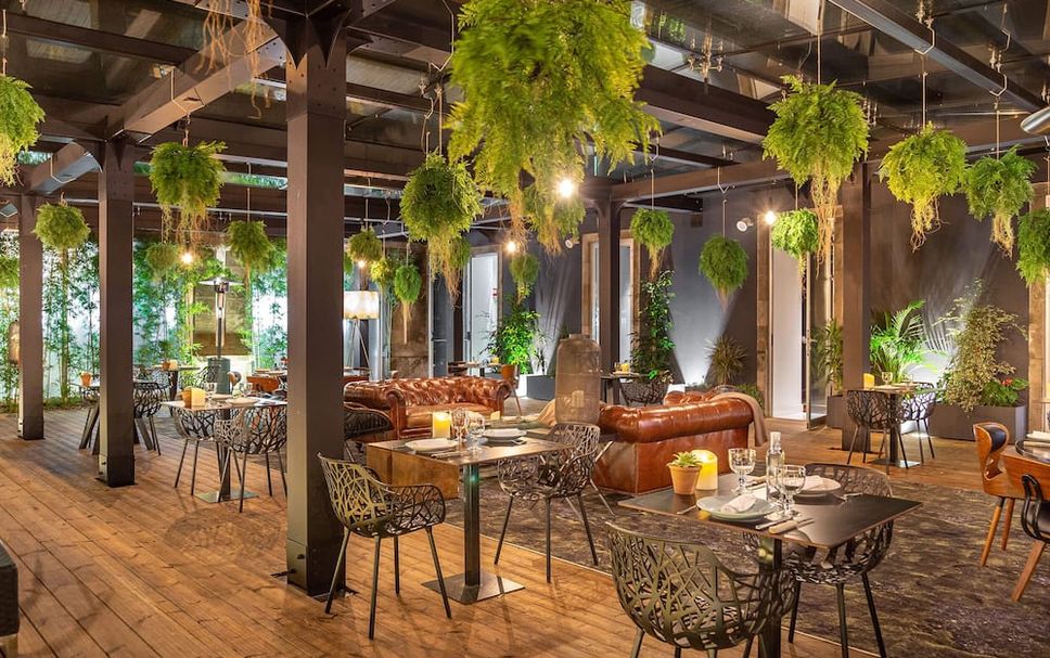 Restaurant Photo
