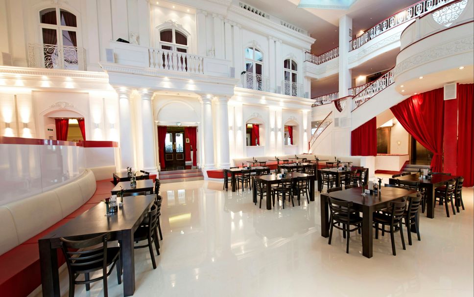 Restaurant Photo