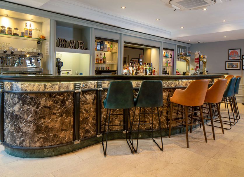 Bar Photo