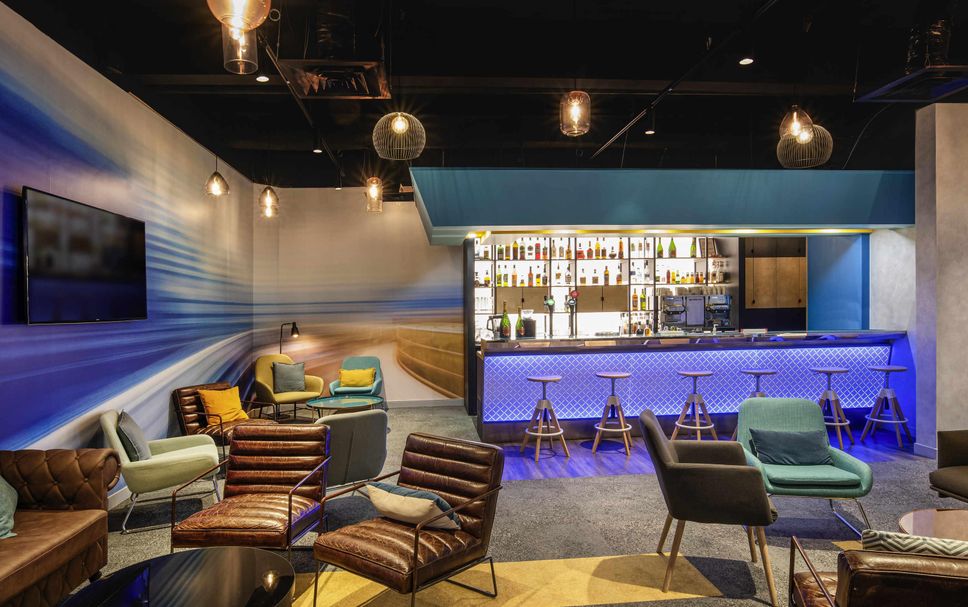 Bar Photo