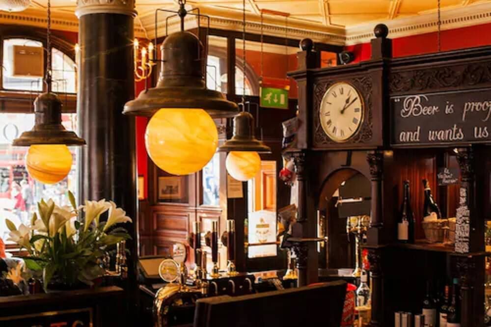Bar