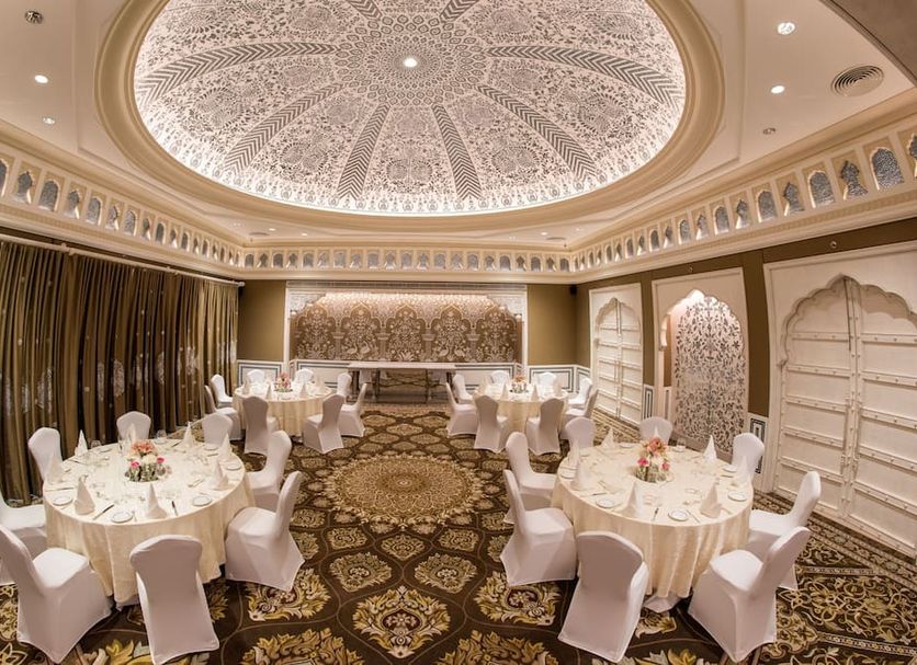 Banquet hall Photo