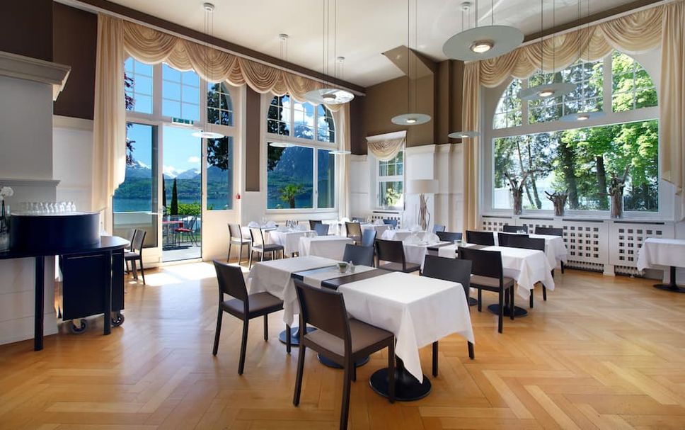 Restaurant Photo