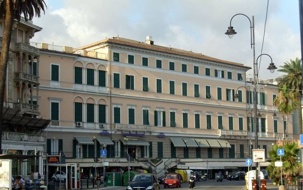 Building Photo
