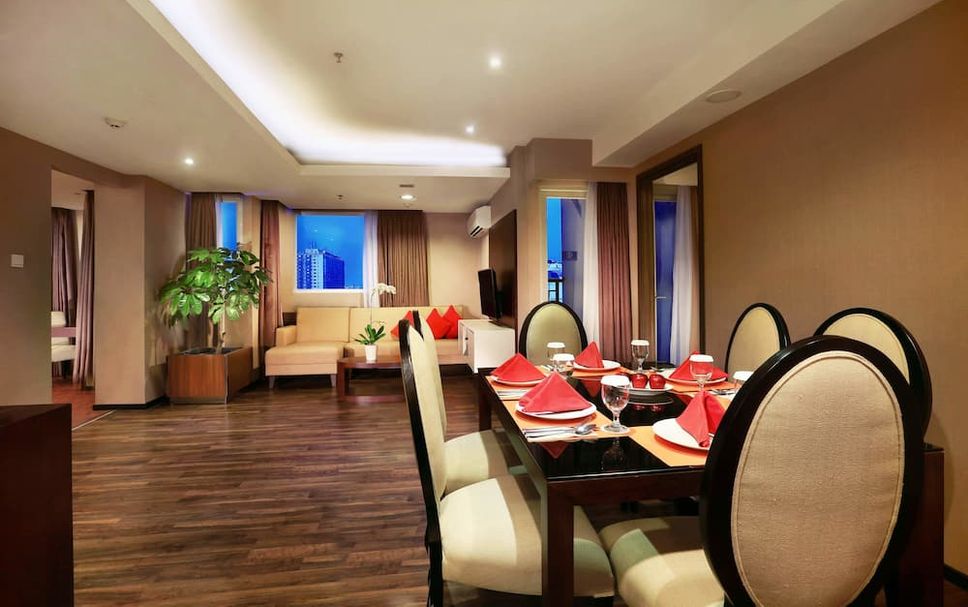 Dining room Photo