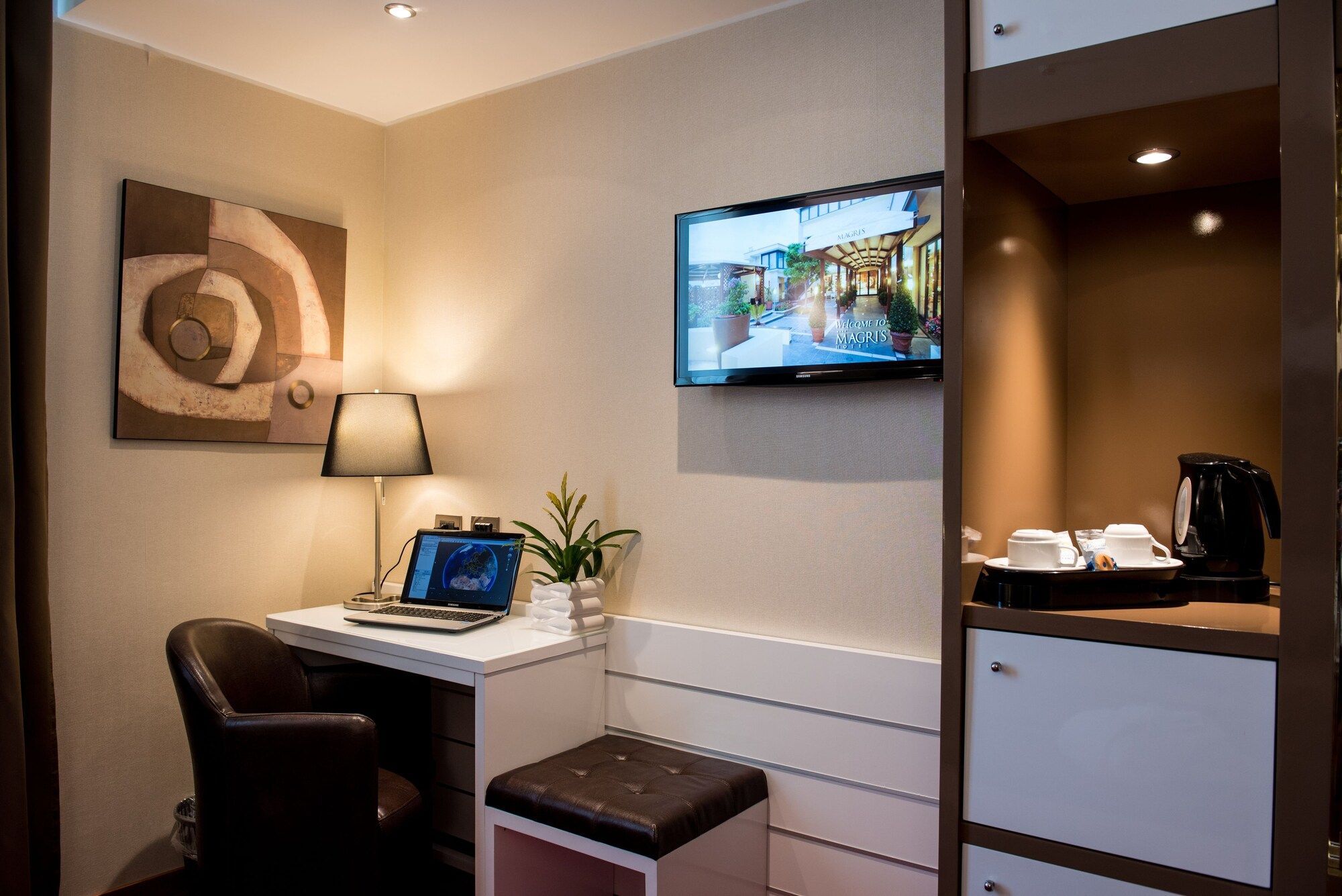 Room amenity