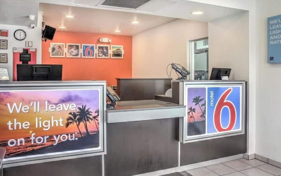 Front desk Photo
