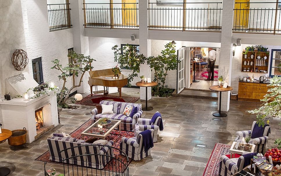 Lobby Photo