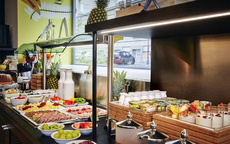 Buffet Photo